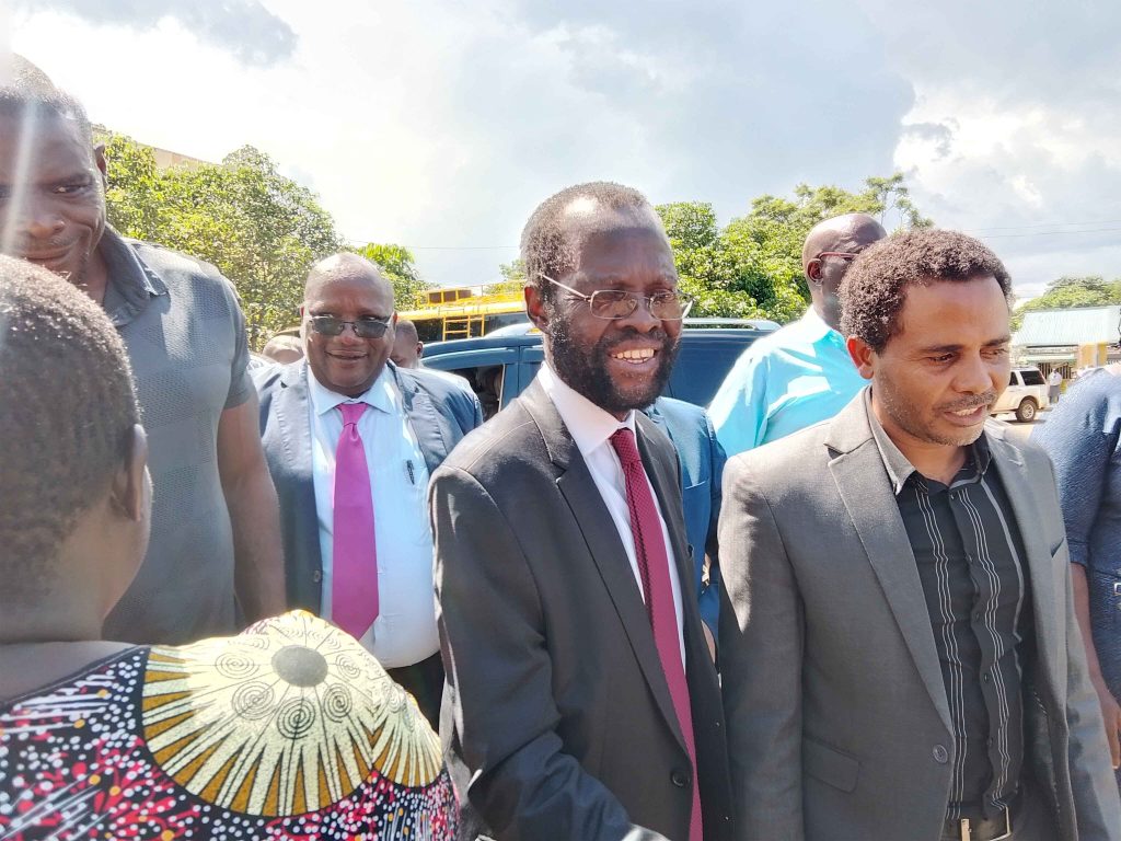 Kisumu Governor raises alarm over sugar mill leasing