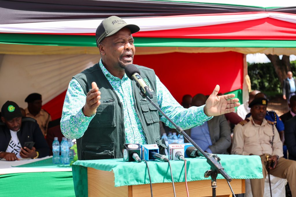 Tea farmers celebrate as factories get license for direct export
