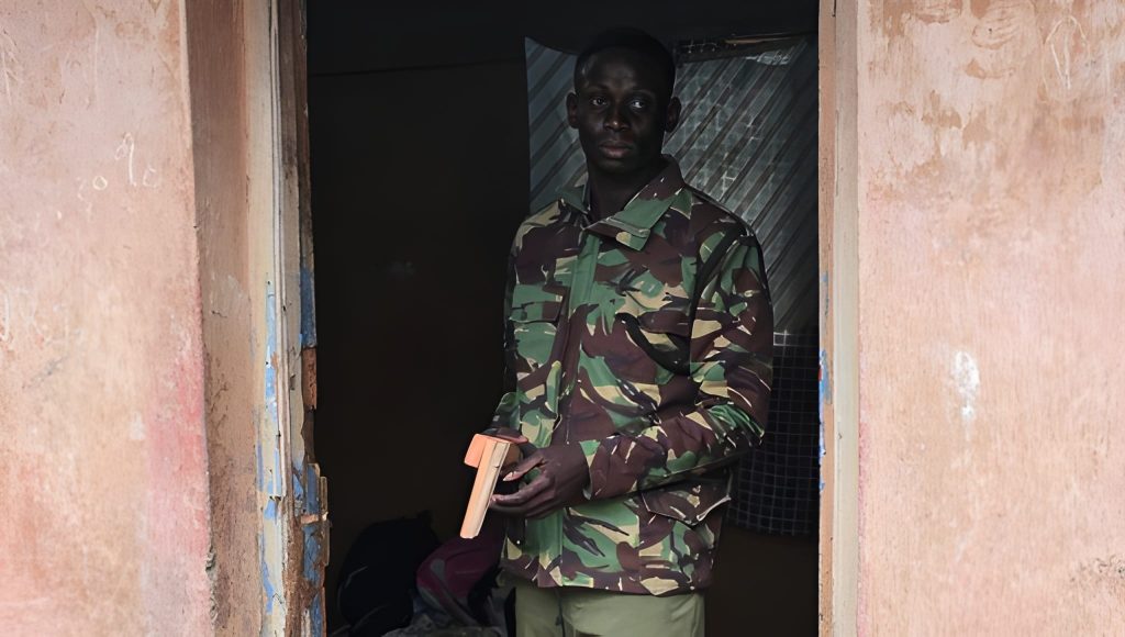 Man impersonating police officer arrested, Government stores recovered